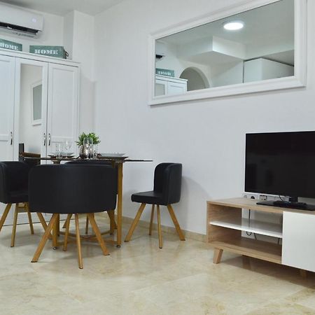 Apartamento Adriana. Centrico, A 50M De La Playa. Fuengirola Bagian luar foto