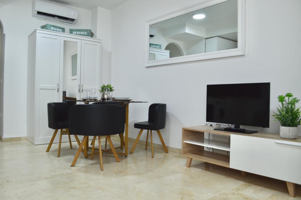 Apartamento Adriana. Centrico, A 50M De La Playa. Fuengirola Bagian luar foto