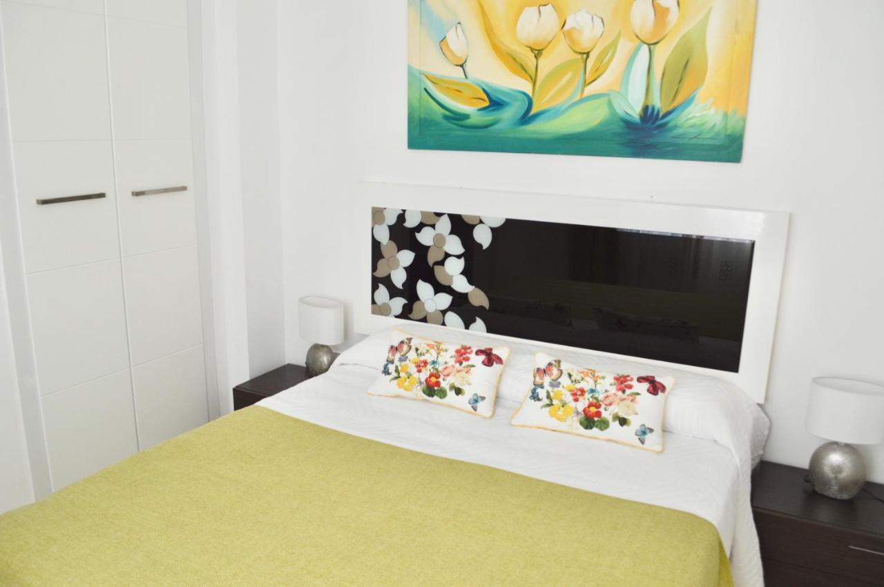 Apartamento Adriana. Centrico, A 50M De La Playa. Fuengirola Bagian luar foto